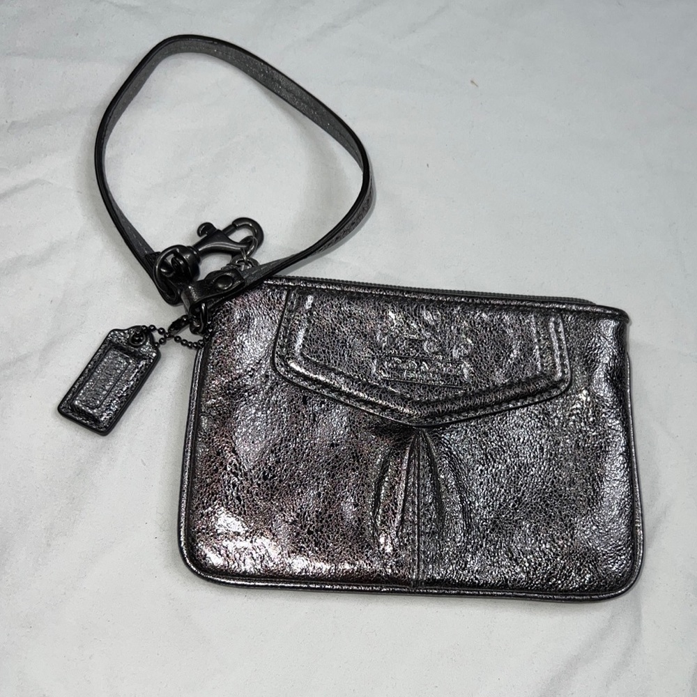 COACH Wristlet  Silver Coated Wallet With Charm Purple Lining Zipper Closer A05